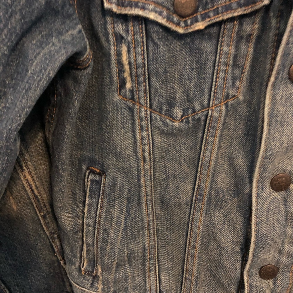Distressed Denim Jacket - Picture 4 of 6
